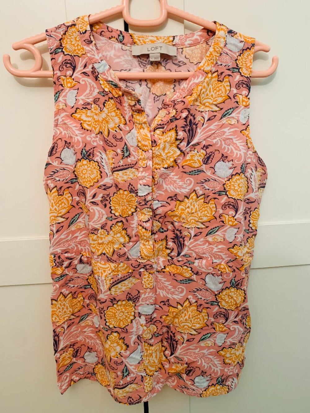 Ann Taylor LOFT Summer Floral Sleeveless Blouse